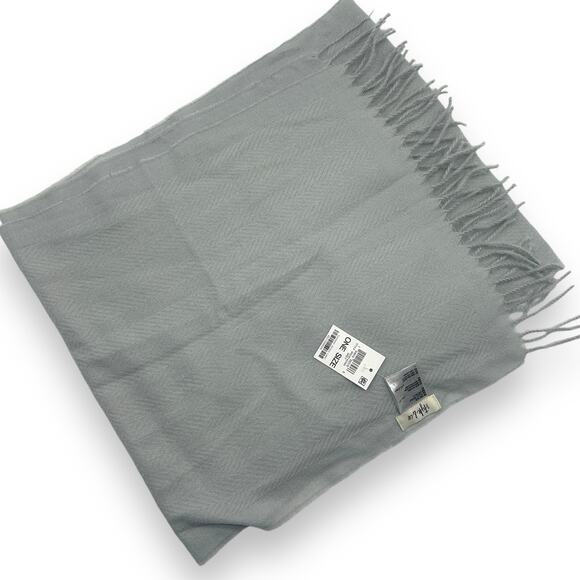 Style & Co Macy Solid Fringe-Trim Scarf Light Gray Plush Soft Rectanlge Grey - Picture 12 of 16